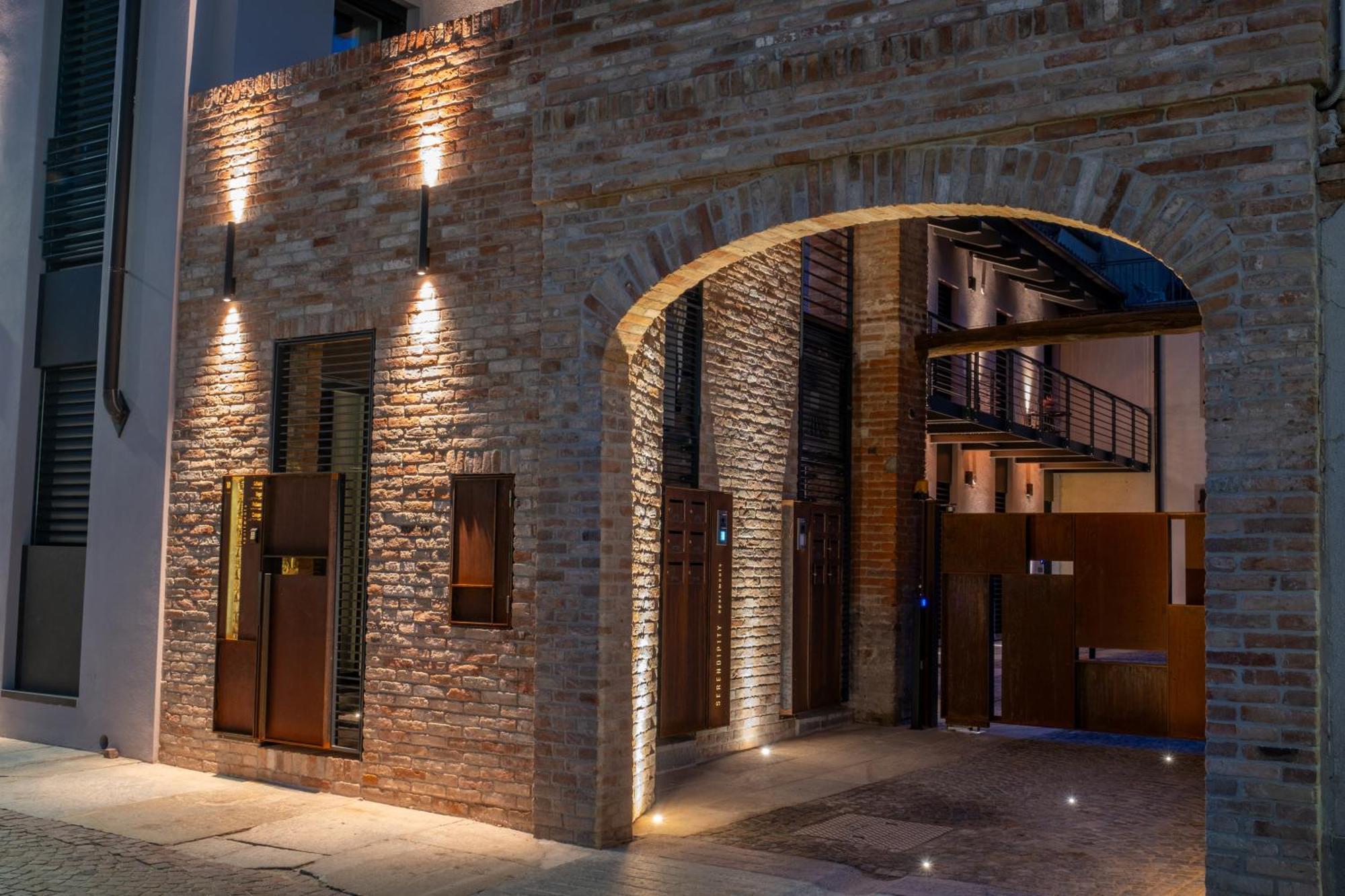 Serendipity Apartments 알바 외부 사진